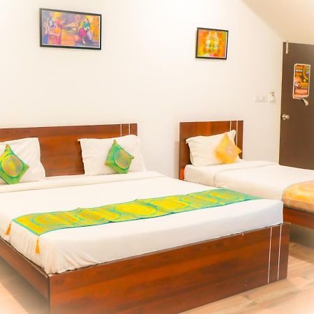 Hotel Dream Villa In อุเดเปอร์ ภายนอก รูปภาพ